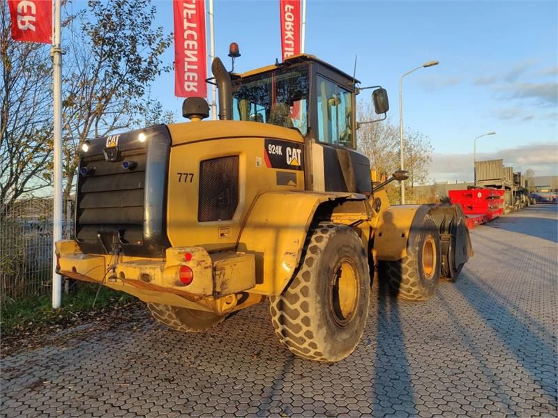 Peralatan konstruksi Cat 924K: gambar 7