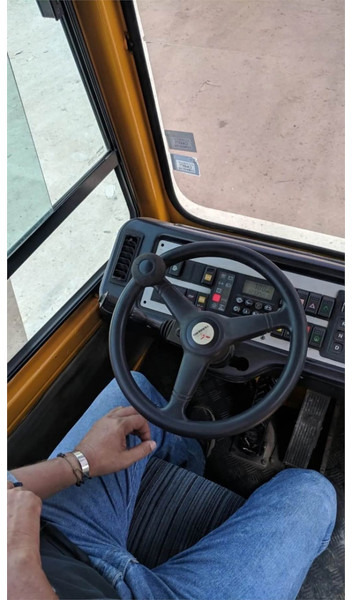 Terberg YT182 - Traktor terminal: gambar 3 Terberg YT182 - Traktor terminal: gambar 3