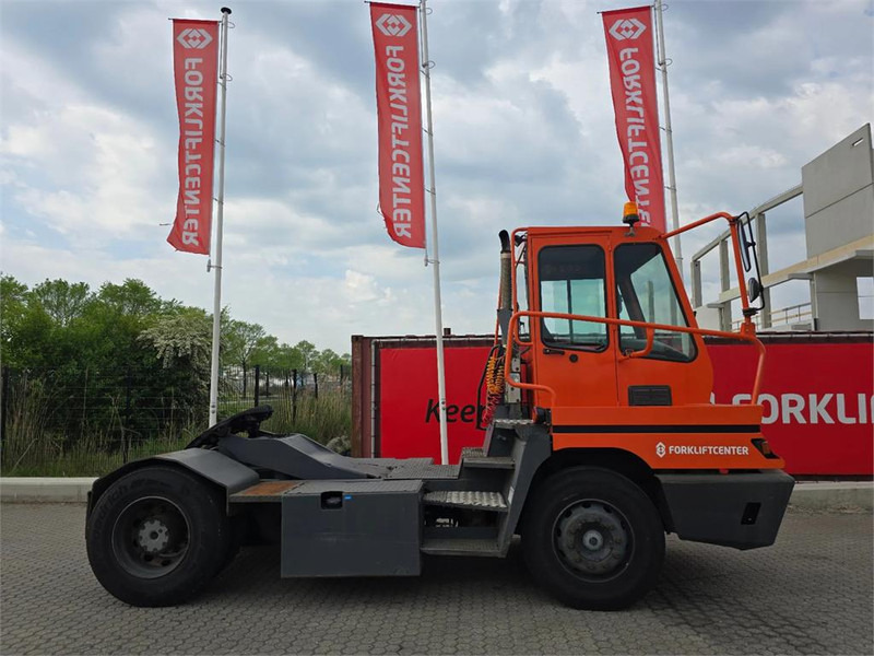 Terberg YT182 - Traktor terminal: gambar 3 Terberg YT182 - Traktor terminal: gambar 3