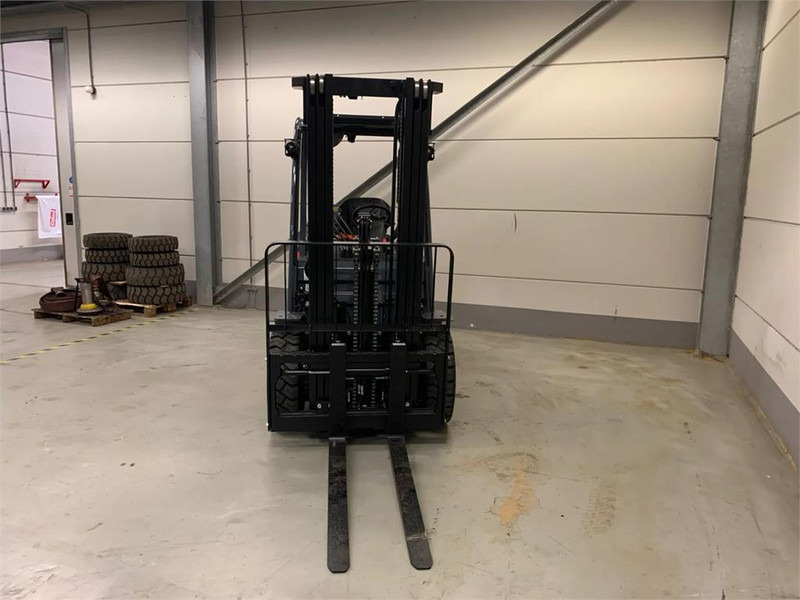 Toyota 02-8FGF30 - Forklift LPG: gambar 5 Toyota 02-8FGF30 - Forklift LPG: gambar 5