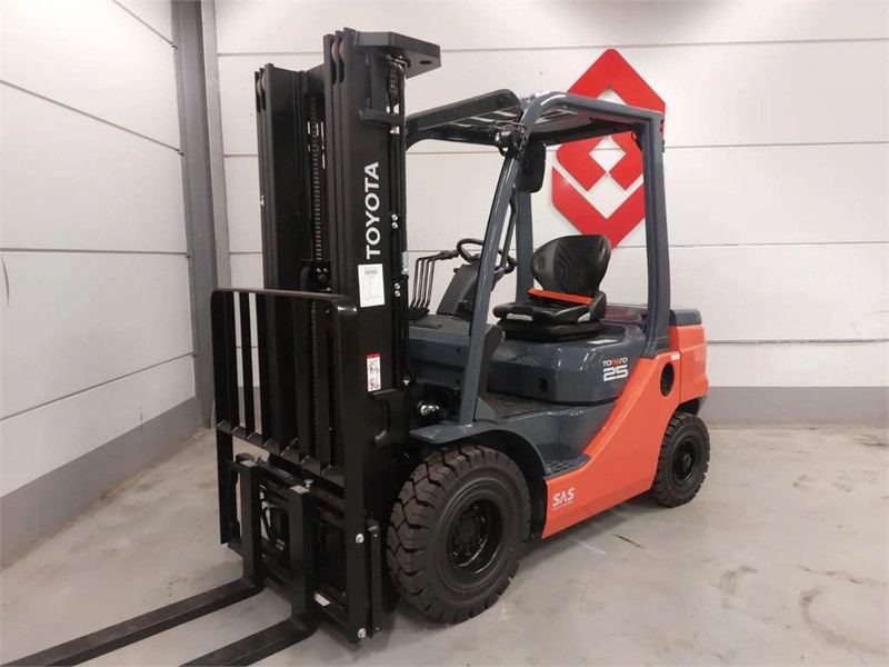 Toyota 52-8FDF25 - Forklift diesel: gambar 4 Toyota 52-8FDF25 - Forklift diesel: gambar 4