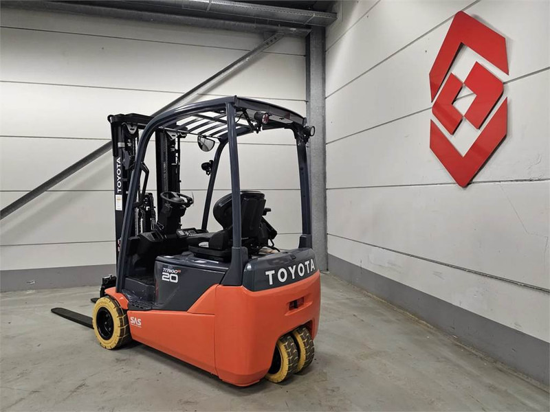 Forklift listrik Toyota 8FBE20T: gambar 7