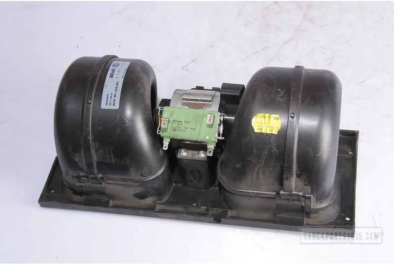 DAF 1672646 Kachel ventilator DAF XF - Pemanasan/ Ventilasi untuk Truk: gambar 1 DAF 1672646 Kachel ventilator DAF XF - Pemanasan/ Ventilasi untuk Truk: gambar 1