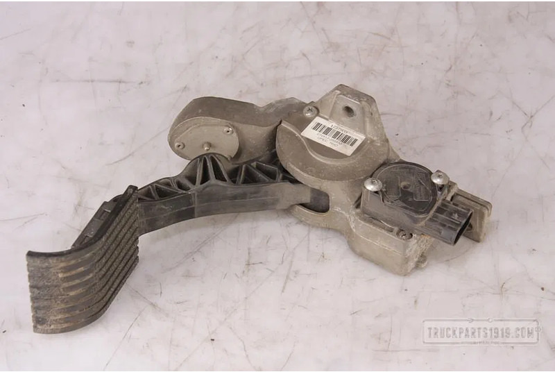 DAF 1737503 Gaspedaal DAF XF105 - Dasbor untuk Truk: gambar 1 DAF 1737503 Gaspedaal DAF XF105 - Dasbor untuk Truk: gambar 1