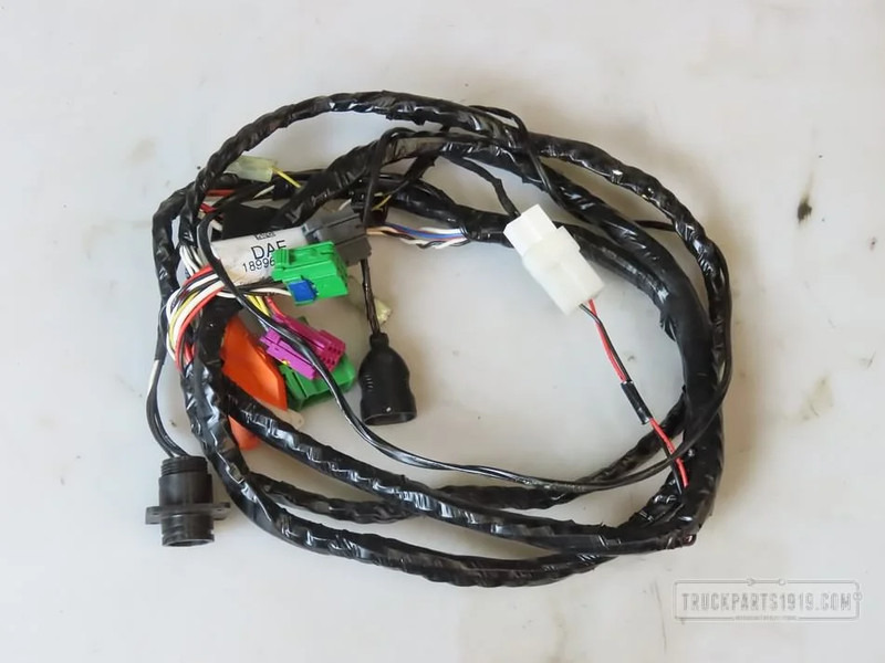 DAF Electrical System Kabelboom deur Li. DAF CF - Kabel/ Kawat harness untuk Truk: gambar 1 DAF Electrical System Kabelboom deur Li. DAF CF - Kabel/ Kawat harness untuk Truk: gambar 1