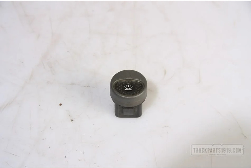 Iveco Electrical System Licht schakelaar - Dasbor untuk Truk: gambar 1 Iveco Electrical System Licht schakelaar - Dasbor untuk Truk: gambar 1