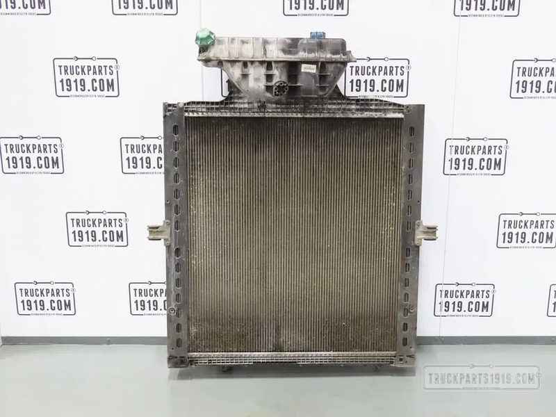 MAN 81.06101-6809 Radiateur TGX - Radiator untuk Truk: gambar 2 MAN 81.06101-6809 Radiateur TGX - Radiator untuk Truk: gambar 2