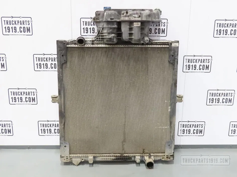 MAN 81.06101-6809 Radiateur TGX - Radiator untuk Truk: gambar 1 MAN 81.06101-6809 Radiateur TGX - Radiator untuk Truk: gambar 1