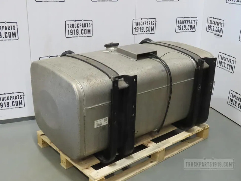 MAN 81.12201-6932 Brandstoftank + steunen 480L - Tangki bahan bakar untuk Truk: gambar 2 MAN 81.12201-6932 Brandstoftank + steunen 480L - Tangki bahan bakar untuk Truk: gambar 2