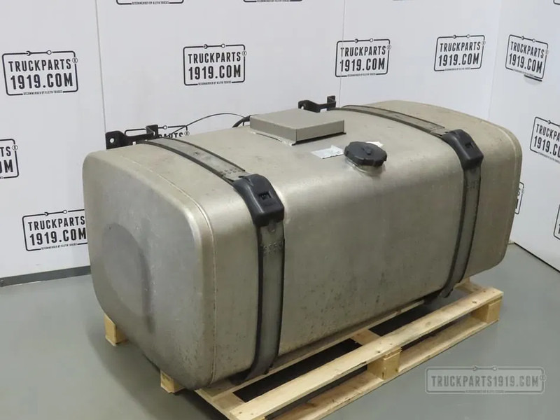 MAN 81.12201-6932 Brandstoftank + steunen 480L - Tangki bahan bakar untuk Truk: gambar 1 MAN 81.12201-6932 Brandstoftank + steunen 480L - Tangki bahan bakar untuk Truk: gambar 1