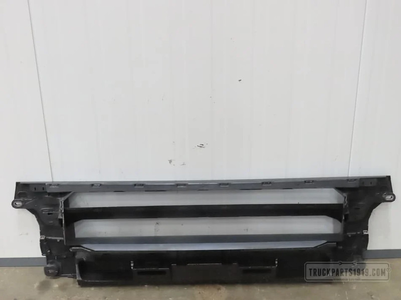 MAN Body & Chassis Parts Bumperdeel midden top TGS - Bumper untuk Truk: gambar 2 MAN Body & Chassis Parts Bumperdeel midden top TGS - Bumper untuk Truk: gambar 2