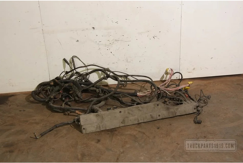 MAN Electrical System Motorkabelboom D2676 cpl. - Kabel/ Kawat harness untuk Truk: gambar 1 MAN Electrical System Motorkabelboom D2676 cpl. - Kabel/ Kawat harness untuk Truk: gambar 1