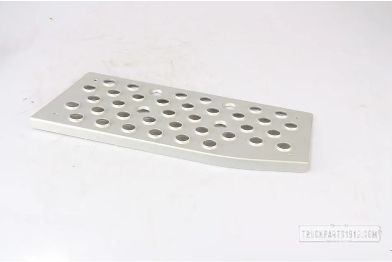 Mercedes-Benz A9416663828 Trede MB 9416663828 - Tubuh dan eksterior untuk Truk: gambar 1 Mercedes-Benz A9416663828 Trede MB 9416663828 - Tubuh dan eksterior untuk Truk: gambar 1