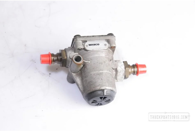Renault Compressed Air System Drukregelaar RENAULT - Katup untuk Truk: gambar 1 Renault Compressed Air System Drukregelaar RENAULT - Katup untuk Truk: gambar 1