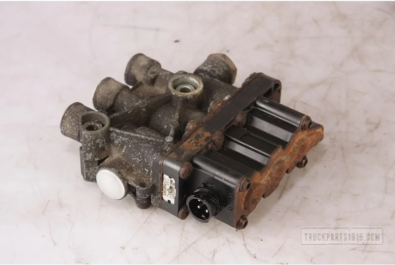 Renault Compressed Air System ECAS magneetventiel Renault - Katup untuk Truk: gambar 2 Renault Compressed Air System ECAS magneetventiel Renault - Katup untuk Truk: gambar 2