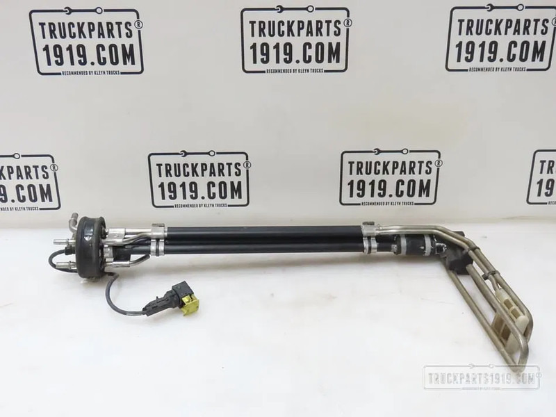 Volvo 23960918 AdBlue tankvlotter Volvo - Sistem pembuangan untuk Truk: gambar 1 Volvo 23960918 AdBlue tankvlotter Volvo - Sistem pembuangan untuk Truk: gambar 1