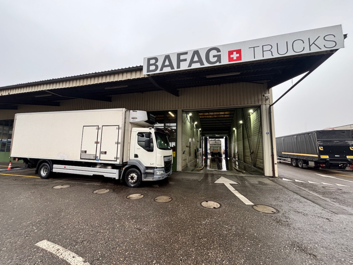 DAF LF 280 - Truk berpendingin: gambar 2 DAF LF 280 - Truk berpendingin: gambar 2