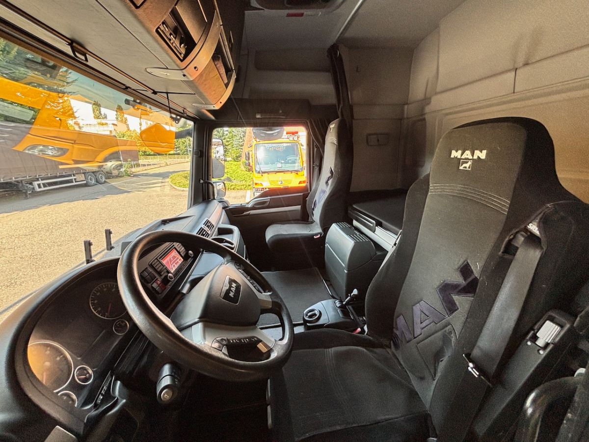 MAN TGM 18.340 - Truk box: gambar 4 MAN TGM 18.340 - Truk box: gambar 4