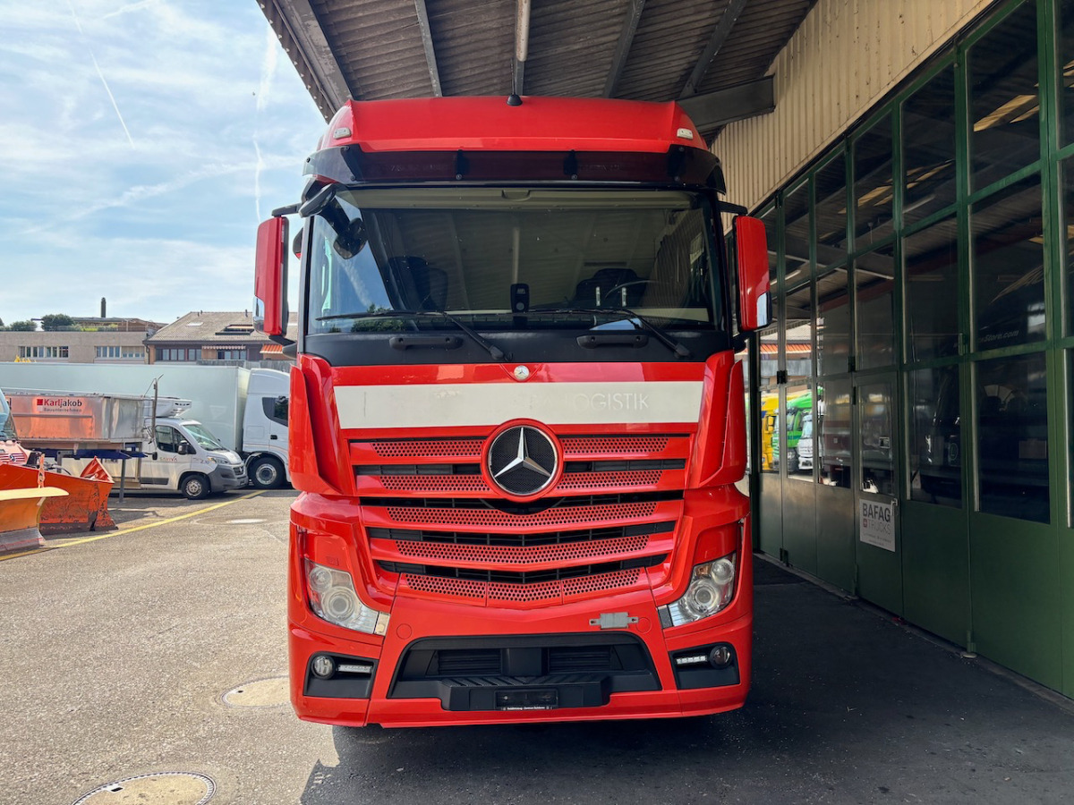MERCEDES Actros 1848 - Truk box: gambar 3 MERCEDES Actros 1848 - Truk box: gambar 3
