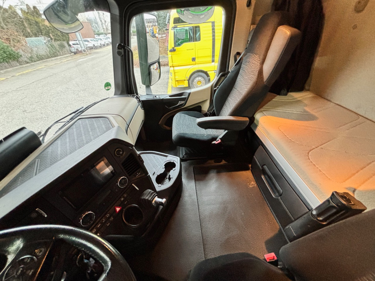 MERCEDES Actros 2543 6x2 Container Transport - Pengangkut kontainer/ Container truck: gambar 5 MERCEDES Actros 2543 6x2 Container Transport - Pengangkut kontainer/ Container truck: gambar 5