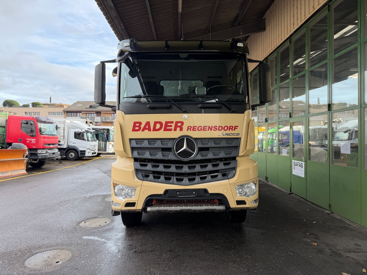 MERCEDES Arocs 3243 - Hook lift: gambar 3 MERCEDES Arocs 3243 - Hook lift: gambar 3