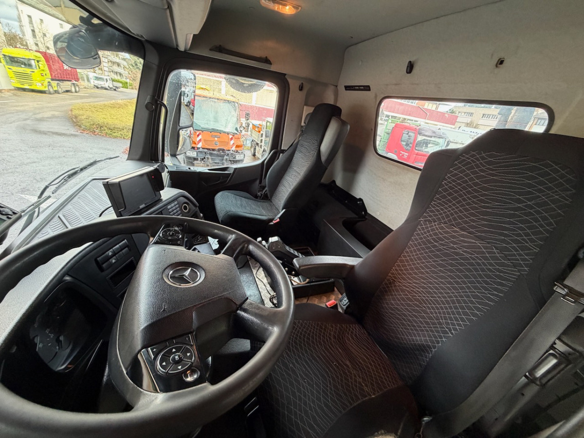 MERCEDES Arocs 3243 - Hook lift: gambar 4 MERCEDES Arocs 3243 - Hook lift: gambar 4