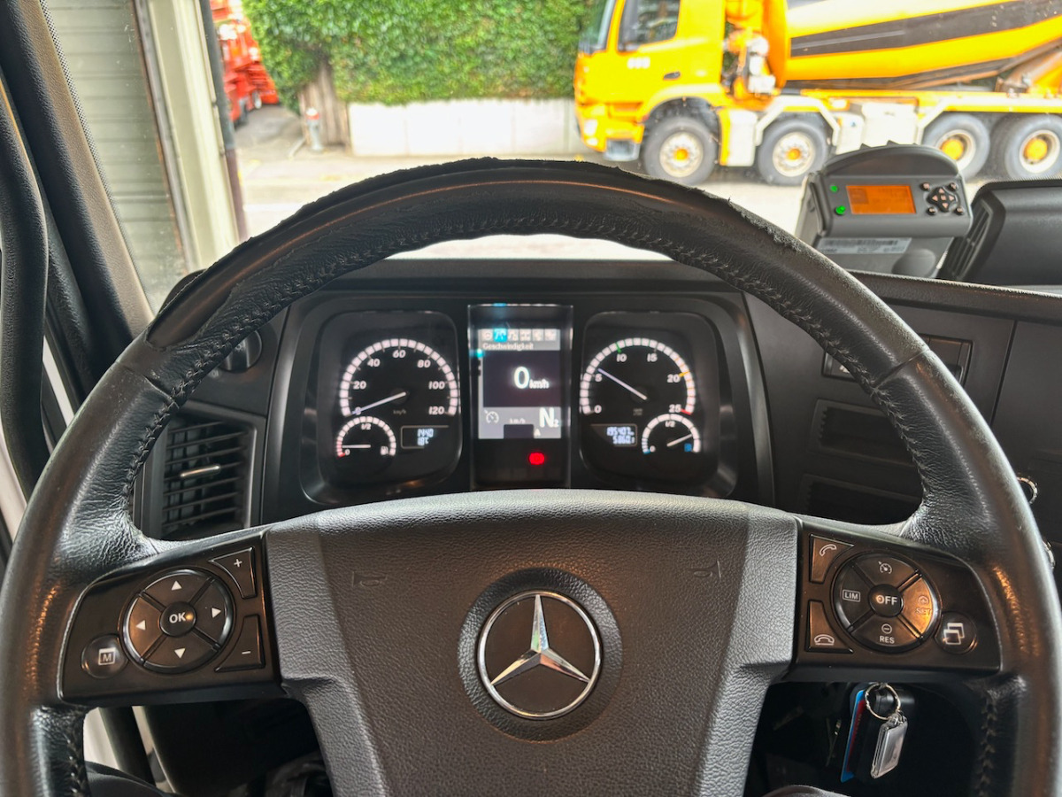 MERCEDES Arocs 3251 - Truk jungkit: gambar 5 MERCEDES Arocs 3251 - Truk jungkit: gambar 5