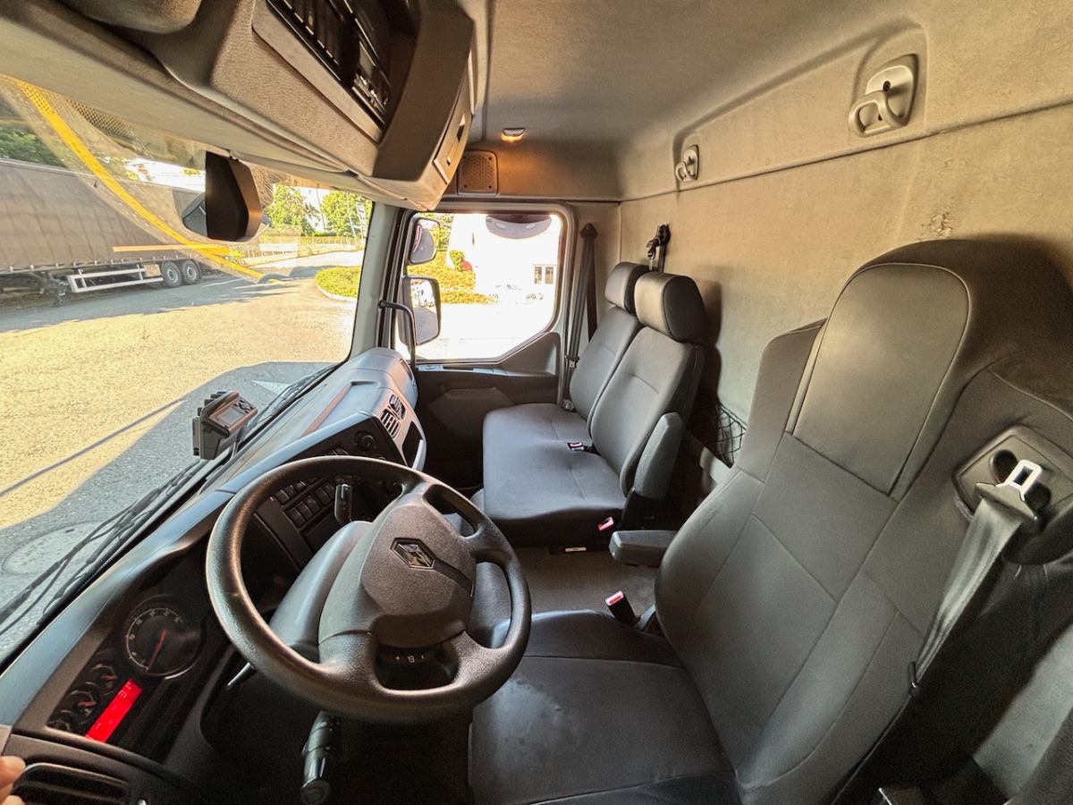 RENAULT D12.240 - Truk berpendingin: gambar 4 RENAULT D12.240 - Truk berpendingin: gambar 4