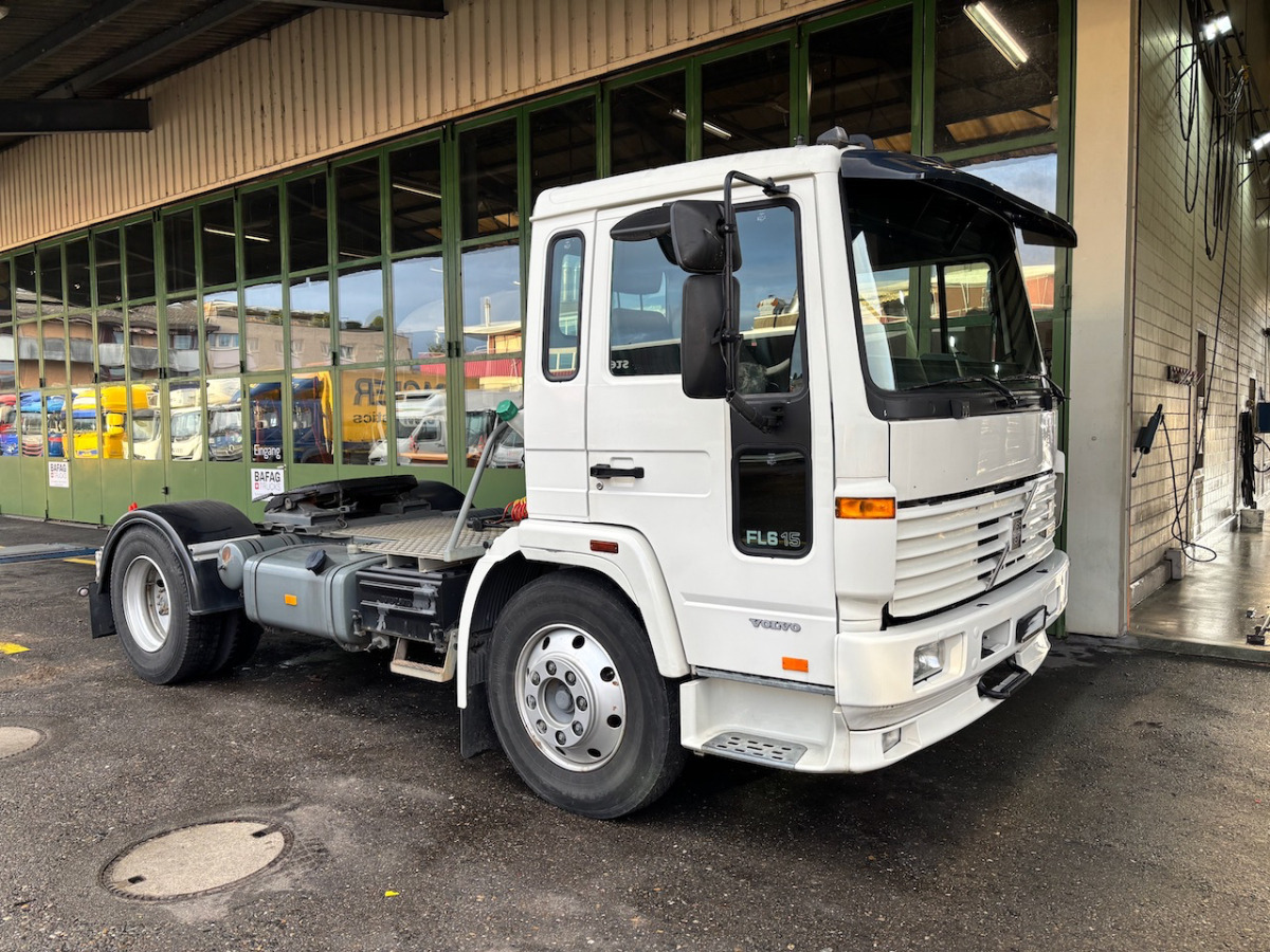 VOLVO FL6H615 - Tractor head: gambar 1 VOLVO FL6H615 - Tractor head: gambar 1