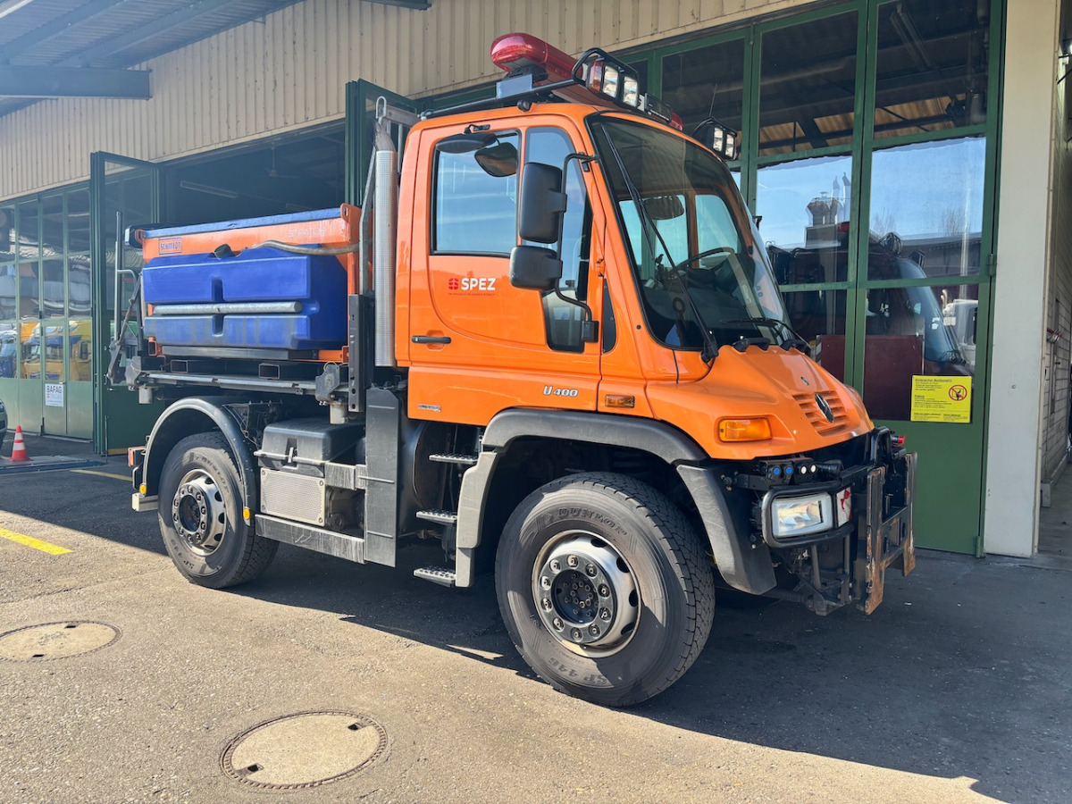 UNIMOG U400 - Truk jungkit: gambar 1 UNIMOG U400 - Truk jungkit: gambar 1