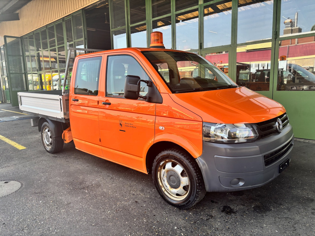 Van flatbed, Van kombi VW T5 Transporter: gambar 1