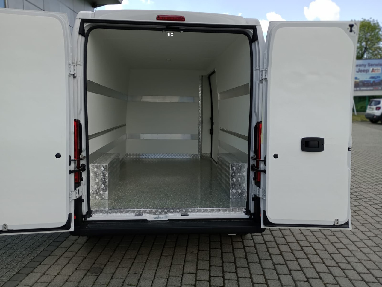 Fiat Ducato 140 L3H2 Kühlkasten - Van berpendingin: gambar 5 Fiat Ducato 140 L3H2 Kühlkasten - Van berpendingin: gambar 5