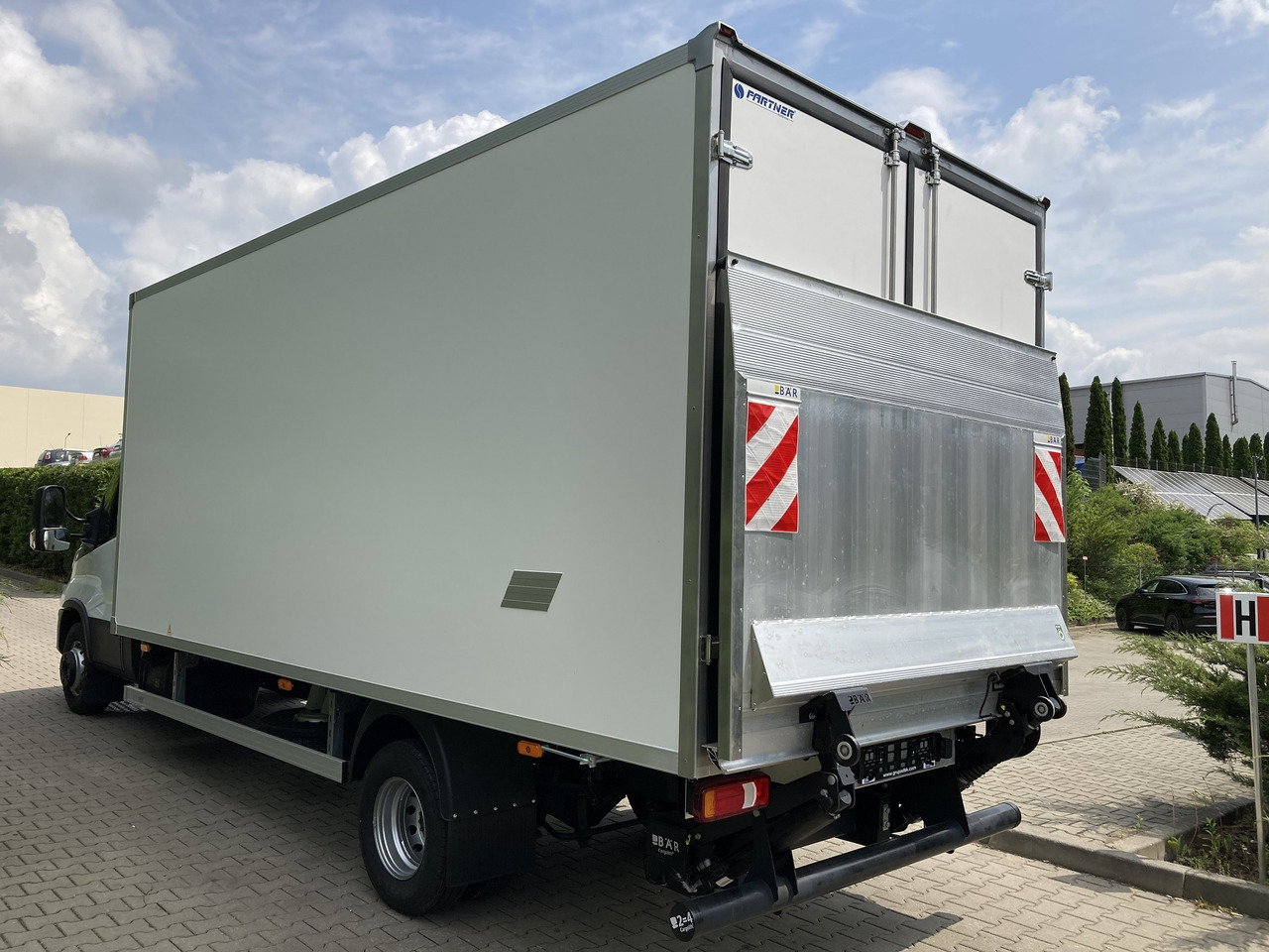 Iveco Daily 70C18 Kühlkoffer LBW BÃR - Van berpendingin: gambar 3 Iveco Daily 70C18 Kühlkoffer LBW BÃR - Van berpendingin: gambar 3