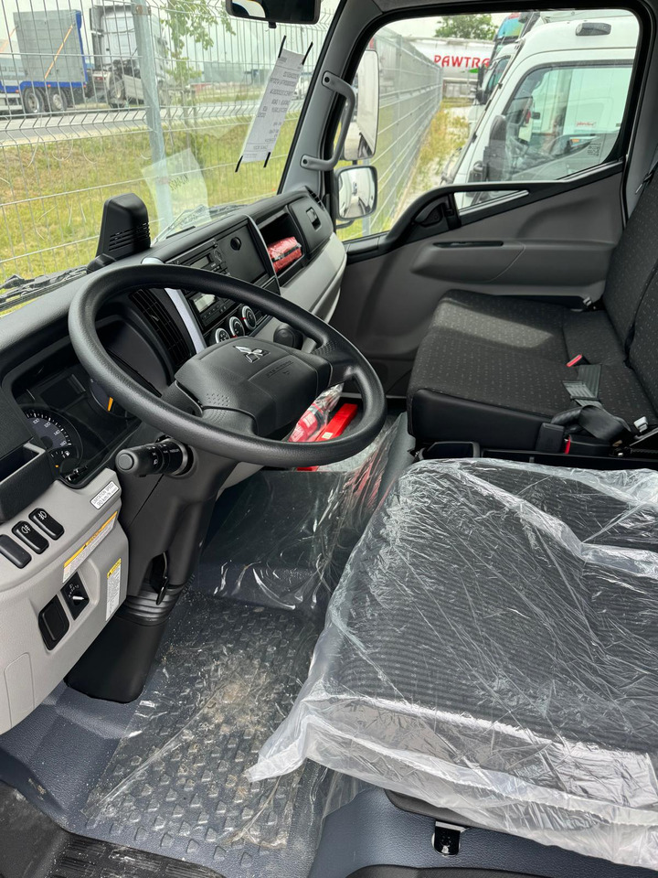 Mitsubishi Canter FUSO 70C18 Isotherm Koffer - Truk isotermal: gambar 3 Mitsubishi Canter FUSO 70C18 Isotherm Koffer - Truk isotermal: gambar 3