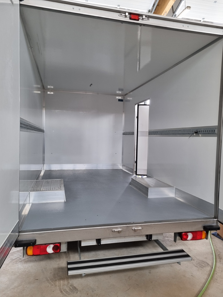 Renault Master 165 Koffer Platform Tiefrahmen - Van box: gambar 3 Renault Master 165 Koffer Platform Tiefrahmen - Van box: gambar 3