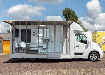 Renault Master 165 Messefahrzeug - Truk penjual: gambar 5 Renault Master 165 Messefahrzeug - Truk penjual: gambar 5
