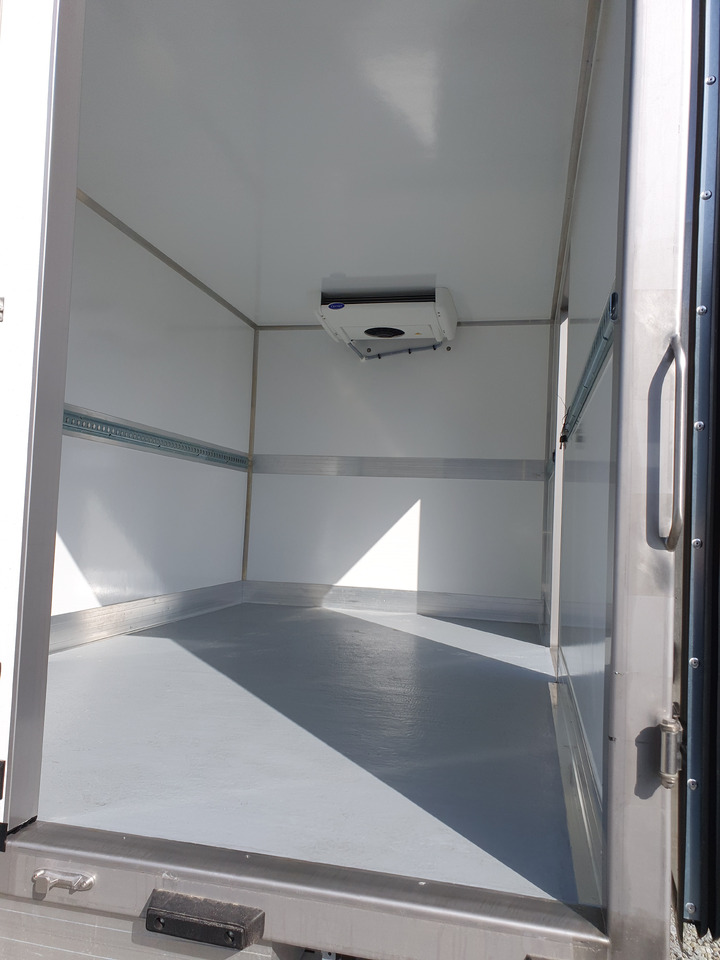 Renault Master Kühlkoffer O°/+20°C 230V Standkühlung - Van berpendingin: gambar 4 Renault Master Kühlkoffer O°/+20°C 230V Standkühlung - Van berpendingin: gambar 4