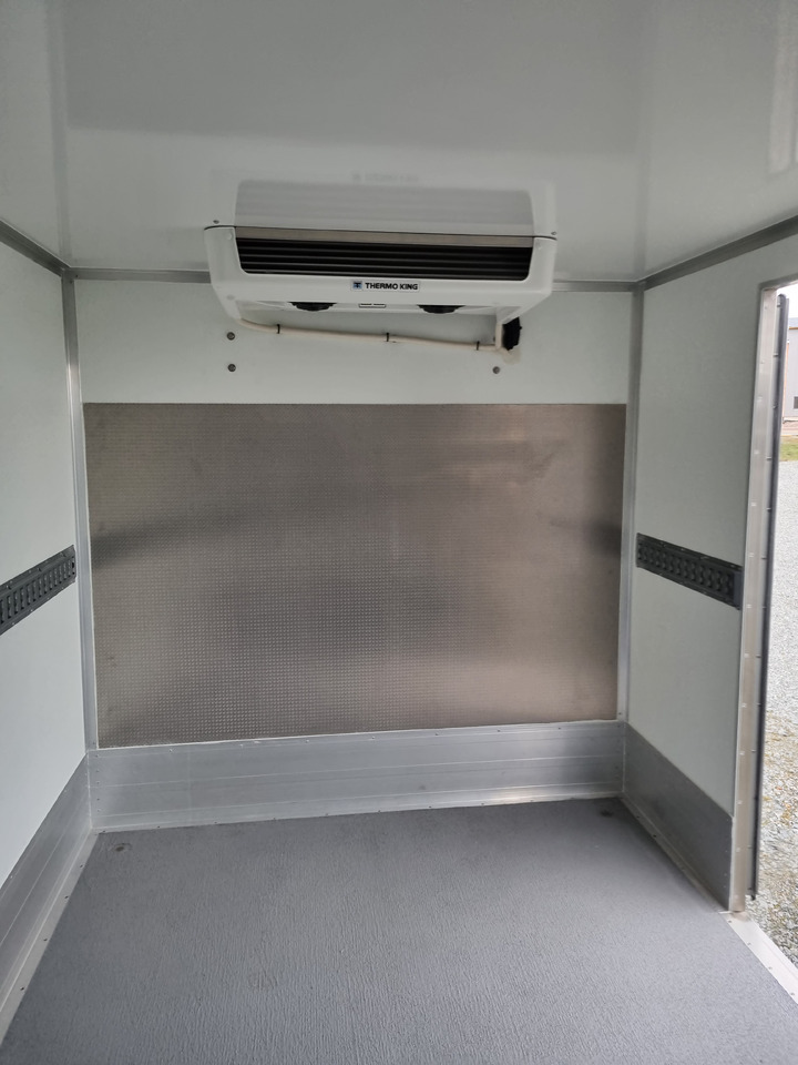 Renault Master Kühlkoffer O°/+20°C 230V Standkühlung - Van berpendingin: gambar 5 Renault Master Kühlkoffer O°/+20°C 230V Standkühlung - Van berpendingin: gambar 5