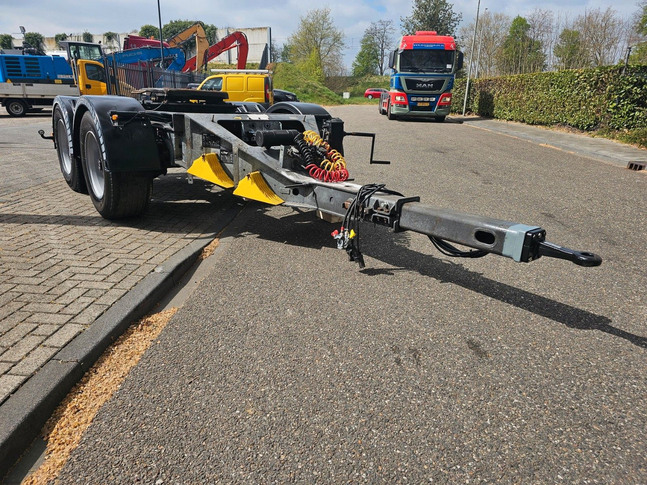 Fliegl FLT 216 Dolly Mit NL LZV Zulassung - Dolly trailer: gambar 4 Fliegl FLT 216 Dolly Mit NL LZV Zulassung - Dolly trailer: gambar 4