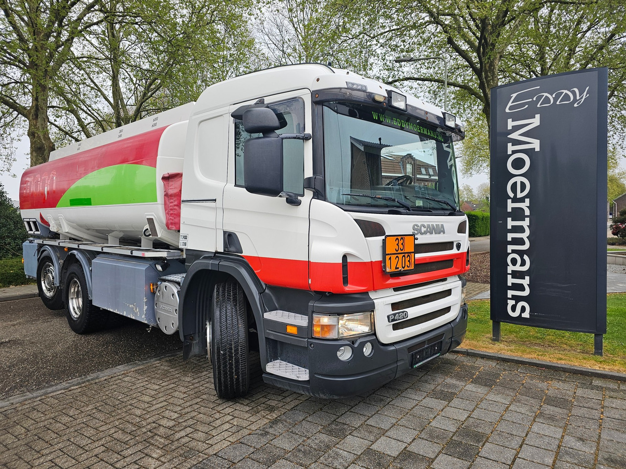 Scania P420 Cp 19 6x2*4 - Truk tangki: gambar 1 Scania P420 Cp 19 6x2*4 - Truk tangki: gambar 1