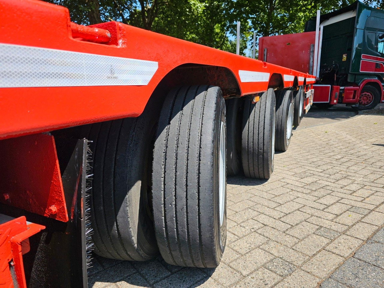 Semi-trailer HRD SPTM4N Mega Teleskopisch: gambar 18