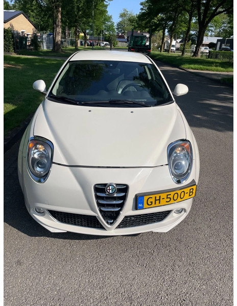 Alfa Romeo MiTo ZEER MOOI in prijs verlaagt - Hatchback: gambar 3 Alfa Romeo MiTo ZEER MOOI in prijs verlaagt - Hatchback: gambar 3