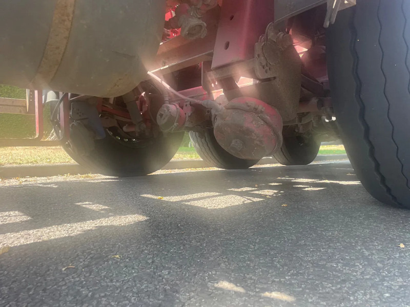 Renders 2x 20 1x 30 1x 40 in prijs verlaagt - Semi-trailer pengangkut mobil: gambar 4 Renders 2x 20 1x 30 1x 40 in prijs verlaagt - Semi-trailer pengangkut mobil: gambar 4