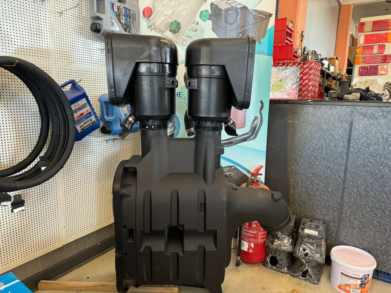 AIR FILTER HOUSING ACTROS MP2-MP3 - Sistem pemasukan udara: gambar 1 AIR FILTER HOUSING ACTROS MP2-MP3 - Sistem pemasukan udara: gambar 1