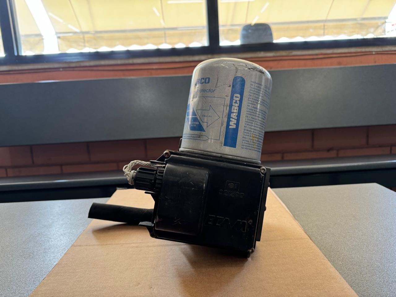 AIR MANAGEMENT UNIT ASSEMBLY ECAM UNHEATED MAN TGA - Bagian Rem: gambar 3 AIR MANAGEMENT UNIT ASSEMBLY ECAM UNHEATED MAN TGA - Bagian Rem: gambar 3