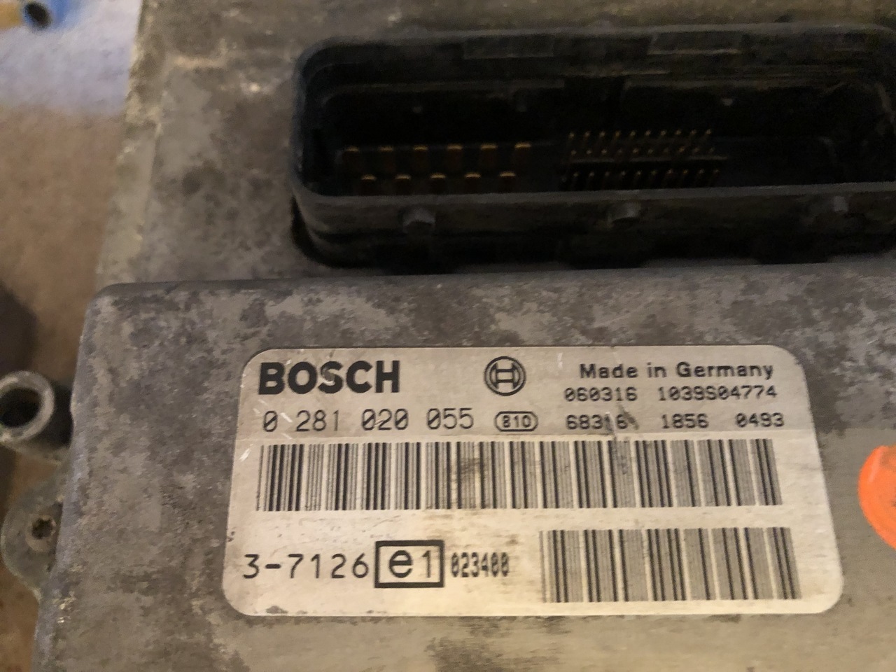 CONTROL UNIT MAN TGA 0281010255 - ECU untuk Truk: gambar 3 CONTROL UNIT MAN TGA 0281010255 - ECU untuk Truk: gambar 3