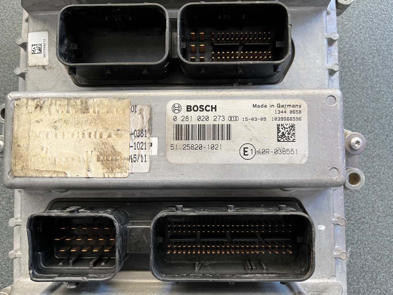 ENGINE CONTROL UNIT MAN D2676 LF26 440PS EURO 6  - Sistem listrik untuk Truk: gambar 2 ENGINE CONTROL UNIT MAN D2676 LF26 440PS EURO 6  - Sistem listrik untuk Truk: gambar 2