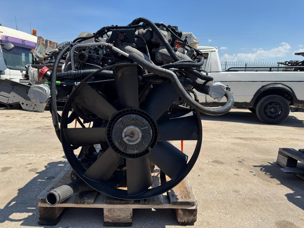 MAN TGL D0834LFL42 210PS EURO 3  - Mesin: gambar 1 MAN TGL D0834LFL42 210PS EURO 3  - Mesin: gambar 1