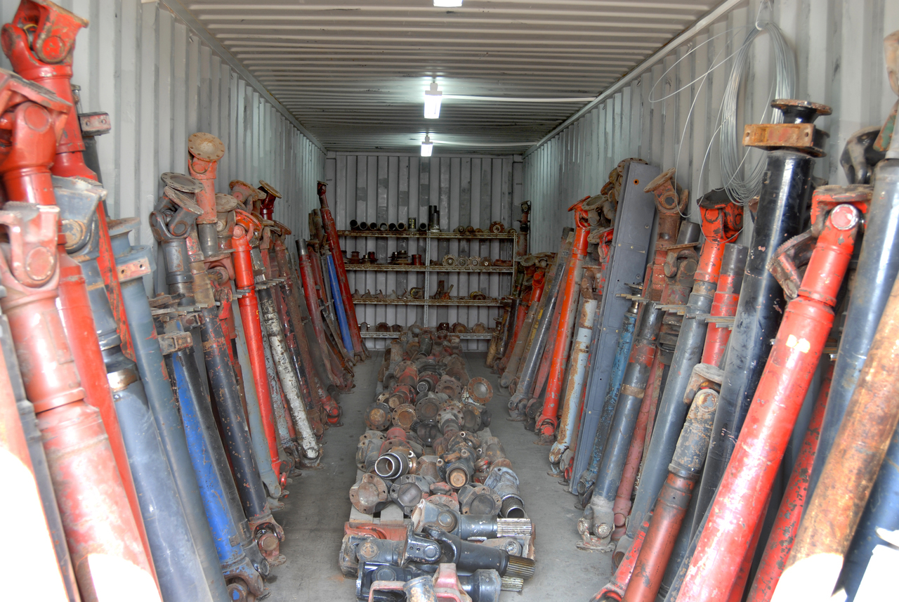 PROPELLER SHAFT FOR MERCEDES-BENZ AND MAN - Poros baling-baling untuk Truk: gambar 1 PROPELLER SHAFT FOR MERCEDES-BENZ AND MAN - Poros baling-baling untuk Truk: gambar 1