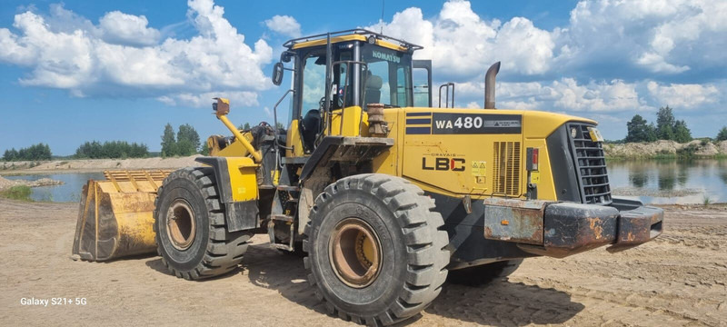 Komatsu WA480-5 - Wheel loader: gambar 2 Komatsu WA480-5 - Wheel loader: gambar 2